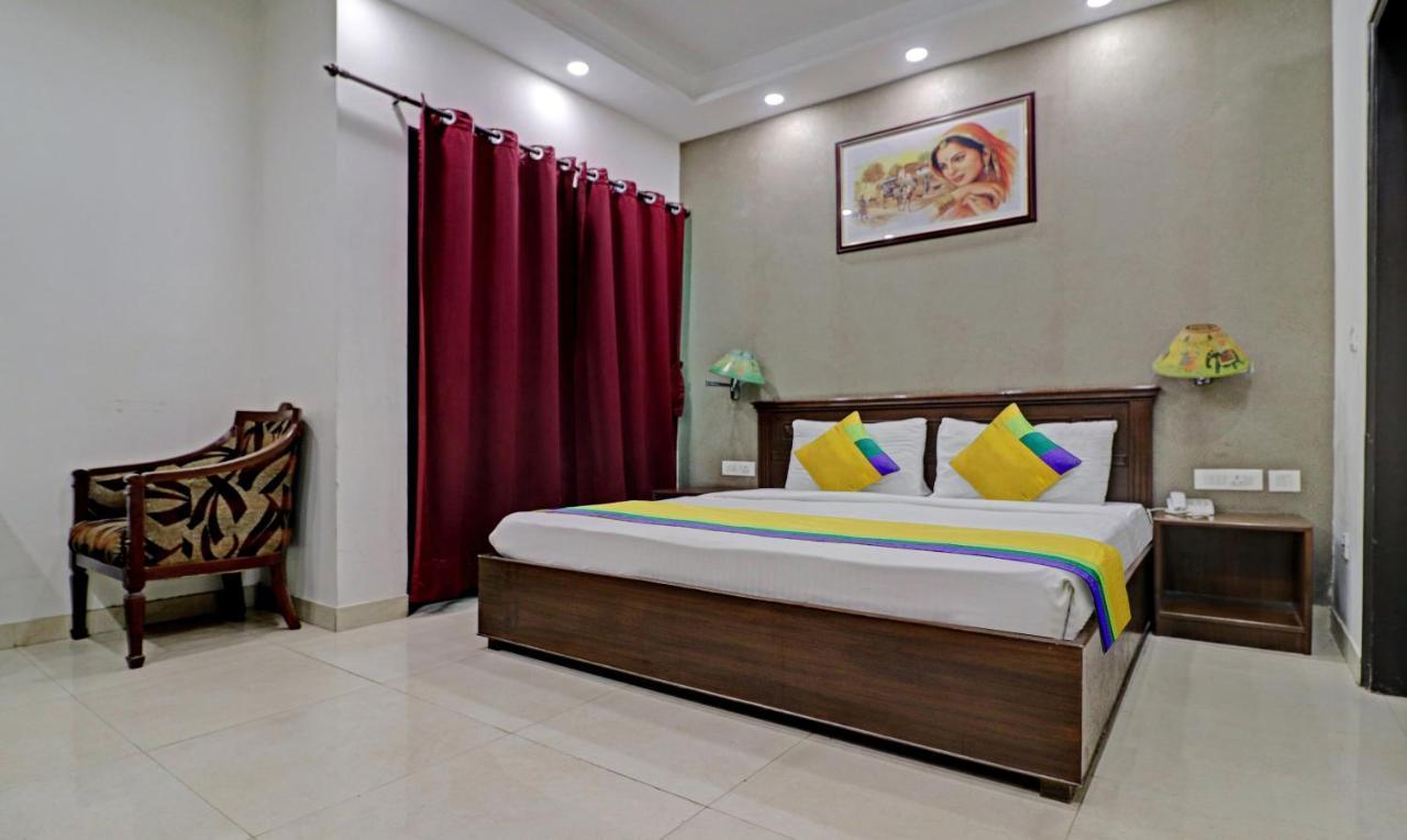 Itsy Hotels Hamlets Stay Noida Esterno foto