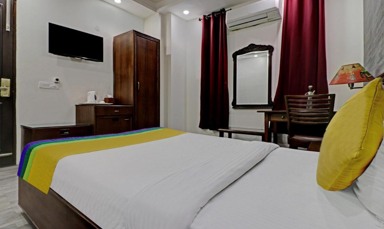 Itsy Hotels Hamlets Stay Noida Esterno foto