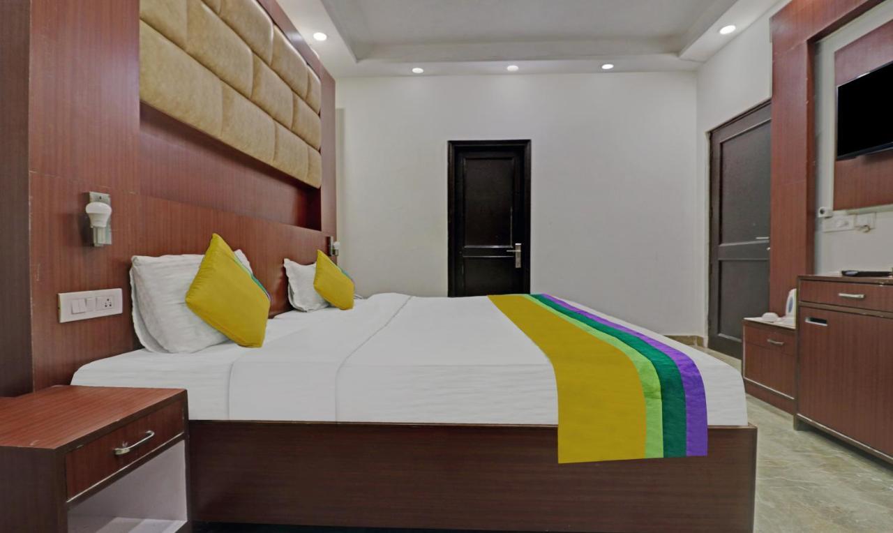 Itsy Hotels Hamlets Stay Noida Esterno foto