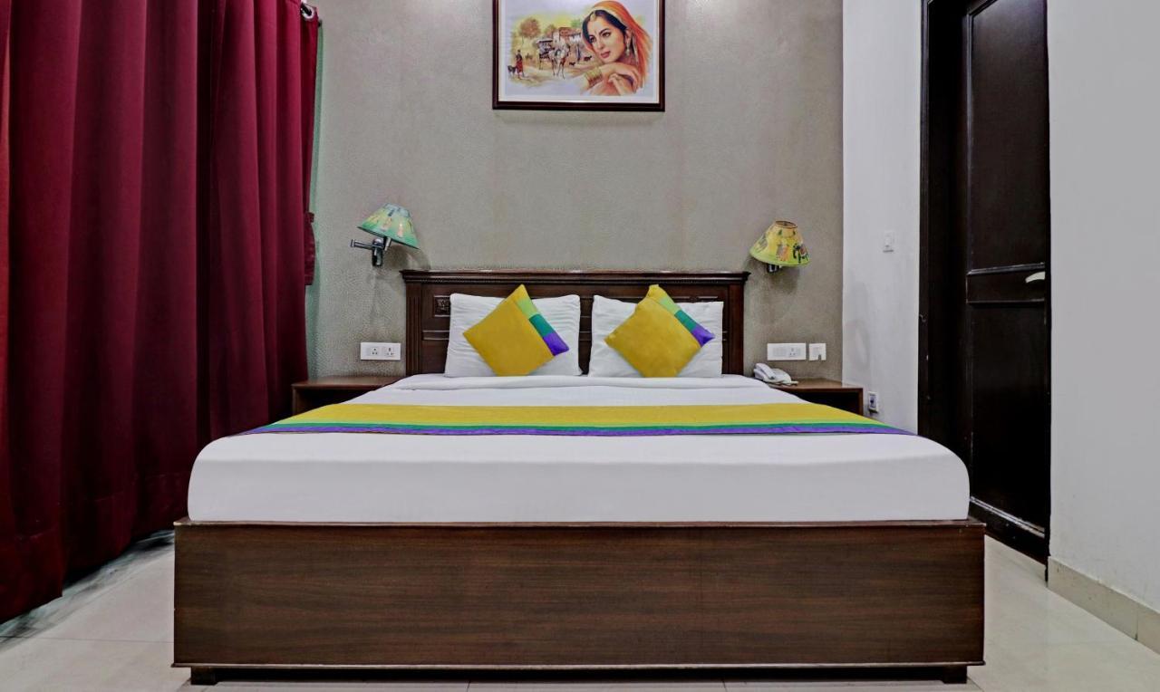 Itsy Hotels Hamlets Stay Noida Esterno foto